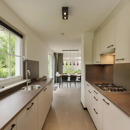 Modern House With 4 Bathrooms, In Beautiful